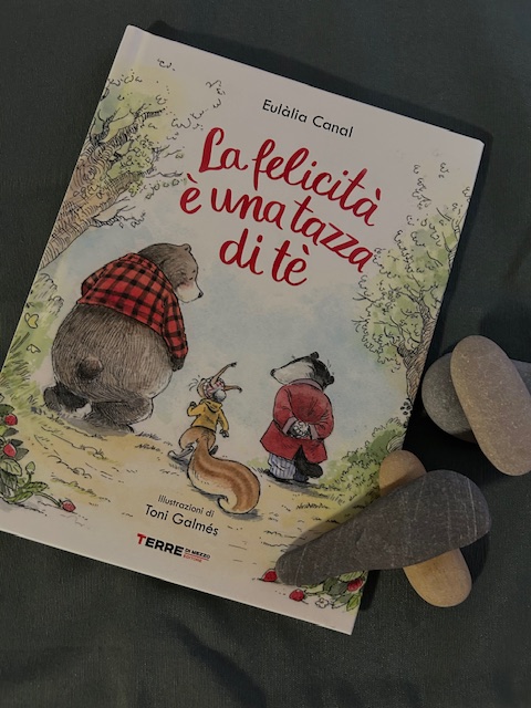 La felicità è una tazza di tè